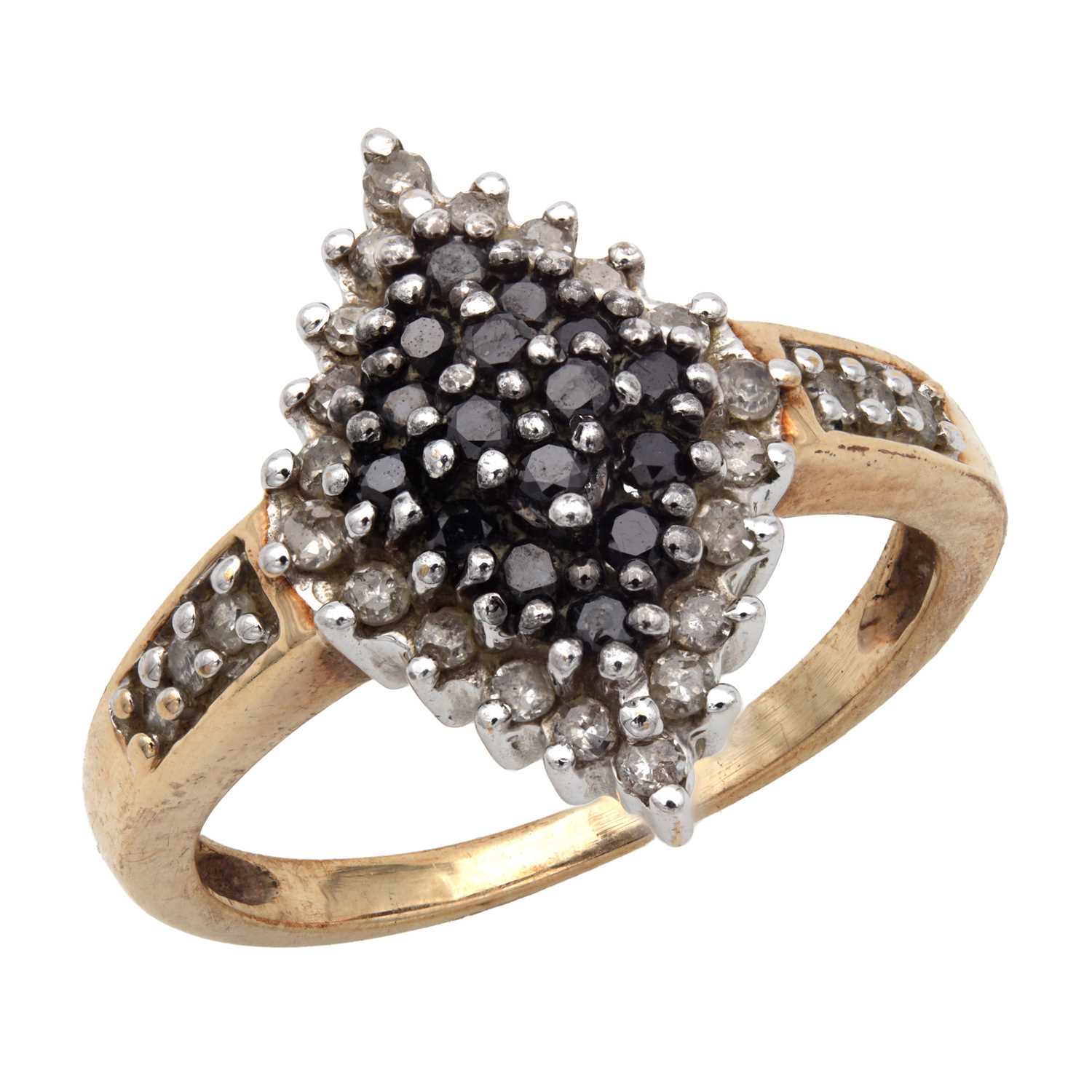 Lot 176 - A 9CT YELLOW GOLD AND BLACK DIAMOND CLUSTER RING