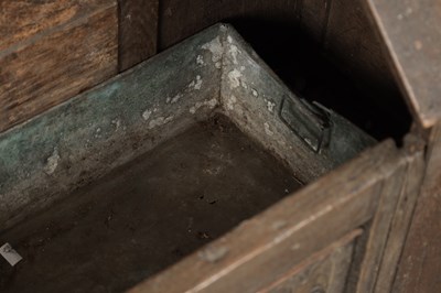 Lot 1527 - A 17TH CENTURY ENGLISH OAK HOODED ROCKING CRADLE