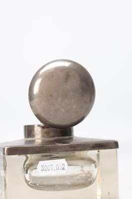 Lot 17 - A 1912 ENGLISH SILVER MOUNTED CUT GLASS INKWELL