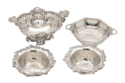 Lot 95 - A COLLECTION OF EARLY 20TH CENTURY ENGLISH SILVER BON BON DISHES