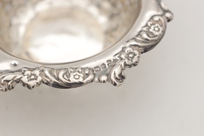 Lot 95 - A COLLECTION OF EARLY 20TH CENTURY ENGLISH SILVER BON BON DISHES