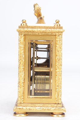 Lot 1330 - A FINE MID 19TH CENTURY ENGLISH GILT BRASS FUSEE CARRIAGE CLOCK TIMEPIECE