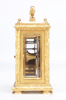 Lot 1330 - A FINE MID 19TH CENTURY ENGLISH GILT BRASS FUSEE CARRIAGE CLOCK TIMEPIECE