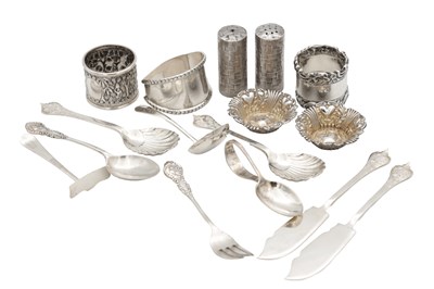 Lot 8 - A COLLECTION OF 20TH CENTURY SILVER TABLEWARE