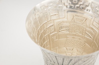 Lot 38 - AN EARLY 20TH CENTURY PERUVIAN SILVER VASE BY CAMUSSO, LIMA