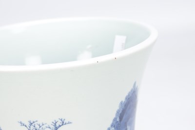 Lot 789 - A CHINESE BLUE AND WHITE PORCELAIN BRUSH POT