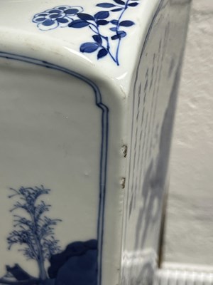 Lot 707 - A CHINESE BLUE AND WHITE PORCELAIN SQUARE VASE