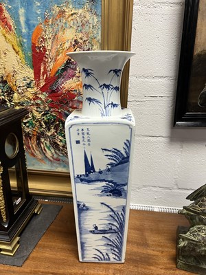 Lot 707 - A CHINESE BLUE AND WHITE PORCELAIN SQUARE VASE