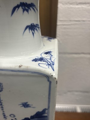 Lot 707 - A CHINESE BLUE AND WHITE PORCELAIN SQUARE VASE