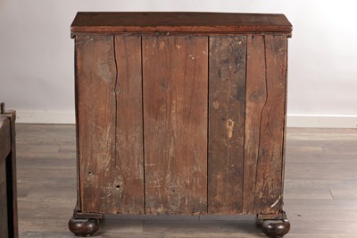 Lot 1566 - A SMALL 18TH CENTURY OAK BACHELOR'S CHEST