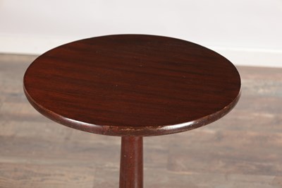 Lot 1576 - AN 18TH CENTURY MAHOGANY WINE TABLE