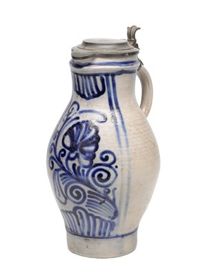 Lot 662 - A LARGE 18TH CENTURY WESTERWALD SALT-GLAZED STONEWARE FLAGON WITH PEWTER LID