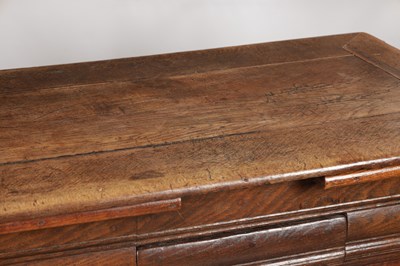 Lot 1549 - A 17TH CENTURY DUTCH OAK DRAW LEAF DINING TABLE
