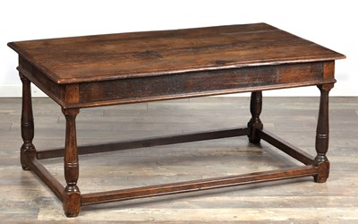 Lot 1554 - A 19TH CENTURY OAK COFFEE TABLE