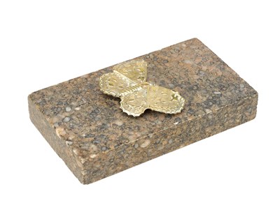 Lot 1063 - A 19TH CENTURY MARBLE AND BRONZE BUTTERFLY PAPERWEIGHT