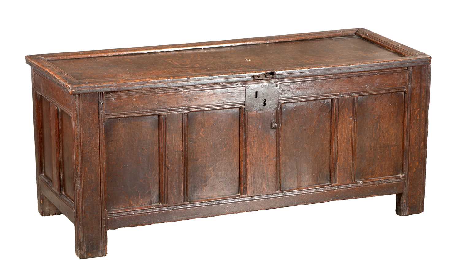 Lot 1507 - A LATE ELIZABETHAN OAK TRAY TOP COFFER