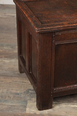 Lot 1507 - A LATE ELIZABETHAN OAK TRAY TOP COFFER