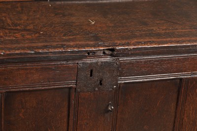 Lot 1507 - A LATE ELIZABETHAN OAK TRAY TOP COFFER
