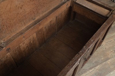 Lot 1507 - A LATE ELIZABETHAN OAK TRAY TOP COFFER