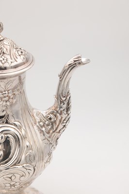 Lot 127 - A GEORGE III ENGLISH SILVER COFFEE POT