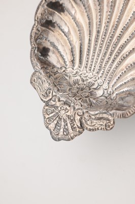 Lot 80 - TWO 20TH CENTURY EGYPTIAN SILVER DISHES