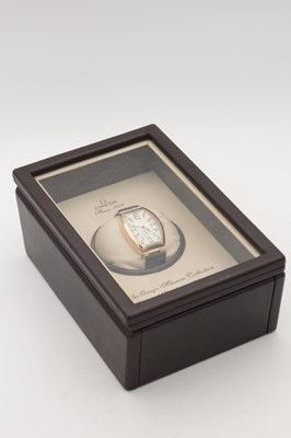 Lot 354 - A GENTLEMAN'S LIMITED EDITION 18CT ROSE GOLD OMEGA MUSEUM COLLECTION 1915 PETROGRAD WRIST WATCH