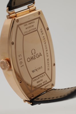 Lot 354 - A GENTLEMAN'S LIMITED EDITION 18CT ROSE GOLD OMEGA MUSEUM COLLECTION 1915 PETROGRAD WRIST WATCH