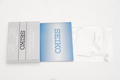 Lot 446 - A GENTLEMAN'S STAINLESS STEEL SEIKO PRESAGE AUTOMATIC WRIST WATCH