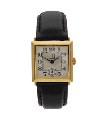 Lot 386 - A GENTLEMAN'S 18CT GOLD LIMITED EDITION DUNHILL WRIST WATCH