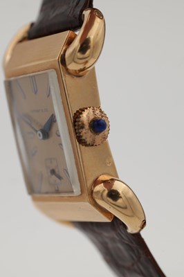 Lot 468 - AN 18CT ROSE GOLD TIFFANY & CO. GENTLEMAN'S WRIST WATCH WITH FLARED LUGS