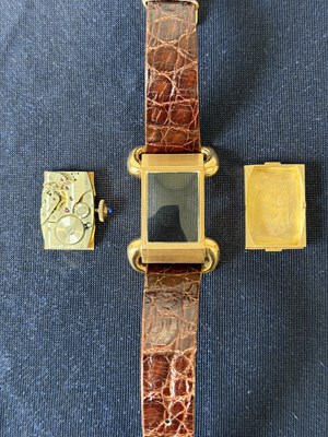 Lot 468 - AN 18CT ROSE GOLD TIFFANY & CO. GENTLEMAN'S WRIST WATCH WITH FLARED LUGS