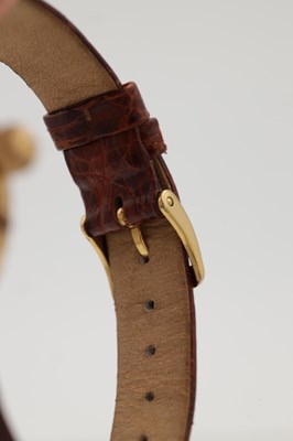 Lot 477 - AN EARLY 20TH CENTURY 18CT GOLD SINGLE BUTTON CHRONOGRAPH WRIST WATCH