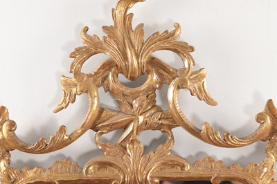 Lot 1540 - A GEORGE III STYLE GILT GESSO HANGING MIRROR