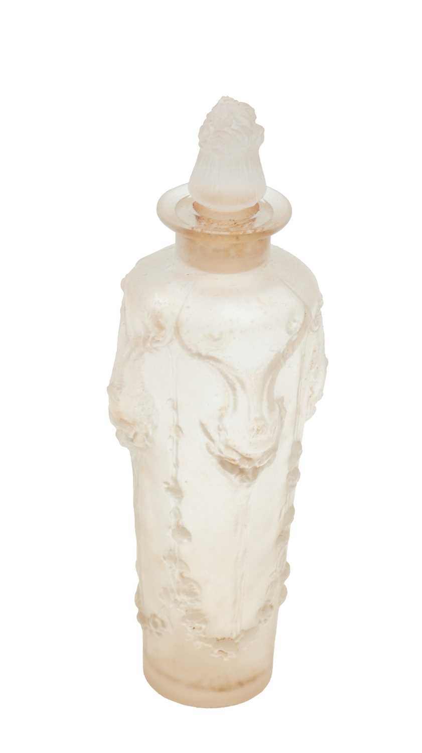 Lot 562 - RENE LALIQUE A FROSTED GLASS 'PAN' PERFUME BOTTLE AND STOPPER