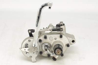 Lot 1473 - A VINTAGE NORTON MOTORCYCLE GEARBOX