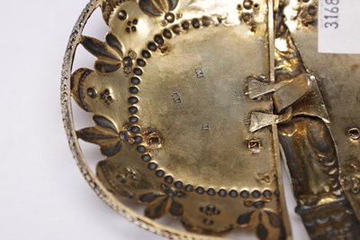 Lot 21 - A 19TH CENTURY CONTINENTAL SILVER GILT RELIQUARY BELT BUCKLE
