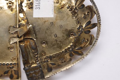 Lot 21 - A 19TH CENTURY CONTINENTAL SILVER GILT RELIQUARY BELT BUCKLE