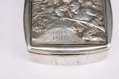 Lot 52 - A CONTINENTAL EARLY 20TH CENTURY EMBOSSED SILVER HINGED BOX