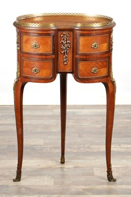 Lot 1672 - A 19TH CENTURY FRENCH MAHOGANY AND KINGWOOD KIDNEY SHAPED OCCASIONAL TABLE
