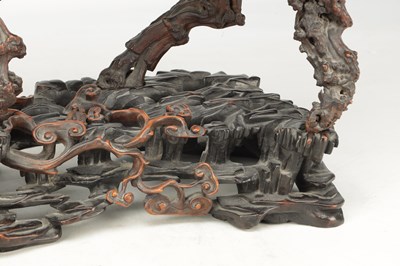 Lot 777 - A 19TH CENTURY CHINESE ROOTWOOD SCULPTURE