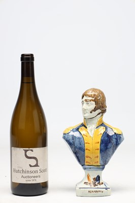 Lot AN EARLY 19TH CENTURY STAFFORDSHIRE PEARLWARE POLYCHROME DECORATED BUST OF NAPOLEON BONAPARTE