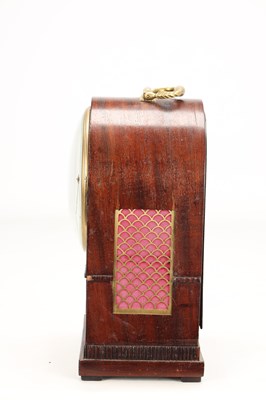 Lot BARRAUD, LONDON. A SMALL EARLY 19TH CENTURY MAHOGANY DOUBLE FUSEE BRACKET CLOCK