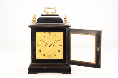 Lot PAYNE & CO., LONDON. A MID 19TH CENTURY EBONISED DOUBLE FUSEE QUARTER CHIMING BRACKET CLOCK