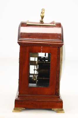 Lot WILLIAM FENTON, LONDON. A GEORGE III FIGURED MAHOGANY VERGE BRACKET CLOCK