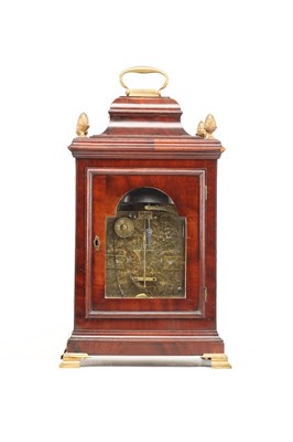 Lot CONYERS DUNLOP, LONDON. A GEORGE III FIGURED MAHOGANY VERGE BRACKET CLOCK WITH ALARM