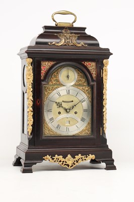 Lot THOMAS HUNTER JR., LONDON. A GEORGE III ORMOLU MOUNTED EBONISED VERGE STRIKING BRACKET CLOCK