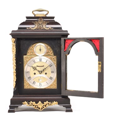 Lot THOMAS HUNTER JR., LONDON. A GEORGE III ORMOLU MOUNTED EBONISED VERGE STRIKING BRACKET CLOCK