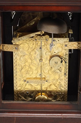 Lot THOMAS LODGE, LONDON. A SMALL GEORGE II FRUITWOOD VERGE PULL QUARTER REPEATING TIMEPIECE BRACKET CLOCK