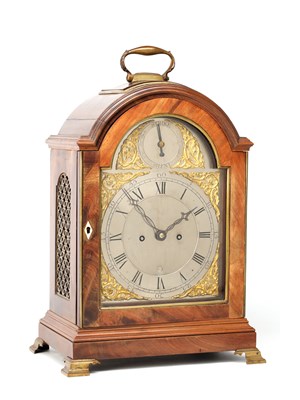 Lot A GEORGE III FIGURED MAHOGANY PAD TOP VERGE BRACKET CLOCK