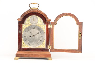 Lot A GEORGE III FIGURED MAHOGANY PAD TOP VERGE BRACKET CLOCK